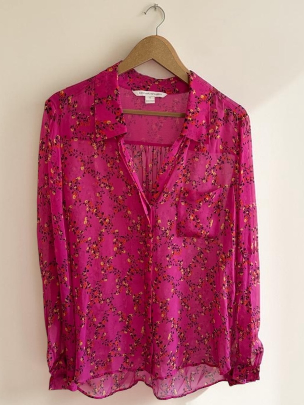 Diane Von Furstenberg- 100% Silk Fuchsia Floral Sheer Button-Front Blouse
